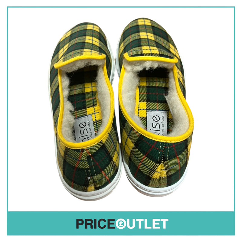 Taise by Souts -  Men’s Yellow and Green Check Fleece Lined Slip-on Shoes - Size 40 - BRAND NEW WITH TAGS