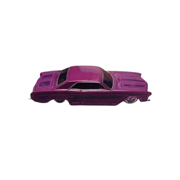 Hot Wheels - T-Hunt 10/12 - ‘64 Buick Riviera (Slight Damage)