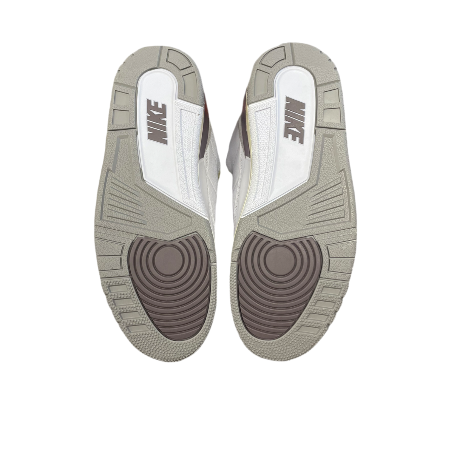 Nike - A Ma Maniére x Air Jordan 3 Retro SP Wmns 'Raised By Women' - UK 6