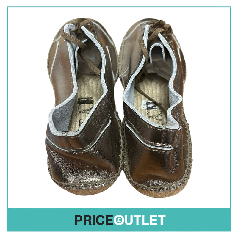 Volley Cuir - Golden Shimmer Lace Up Shoes - Size 46 - BRAND NEW WITH TAGS
