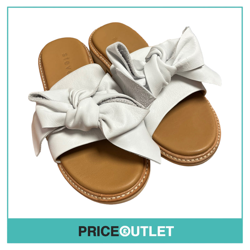 Steventai - White Bow Sliders - Size 5 - BRAND NEW WITH TAGS