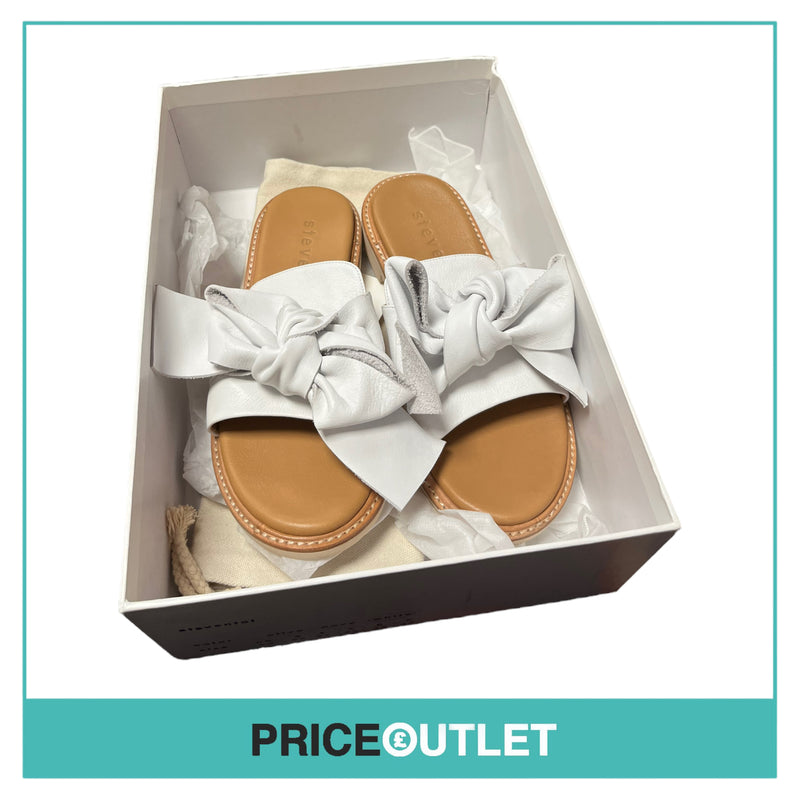 Steventai - White Bow Sliders - Size 5 - BRAND NEW WITH TAGS