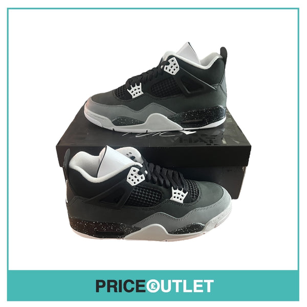 Nike - Air Jordan 4 Retro - Size UK 9 - Black & White - BRAND NEW WITH BOX (Slight Damage)