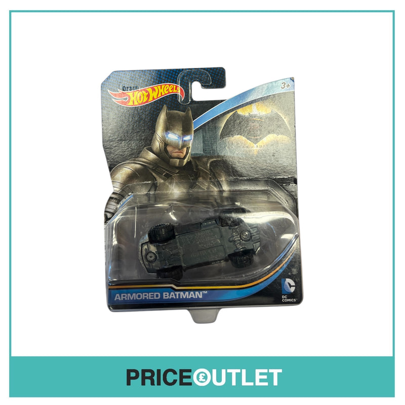 Hot Wheels - DC Comics - Batman V Superman Dawn Of Justice - Armored Batman - Damaged