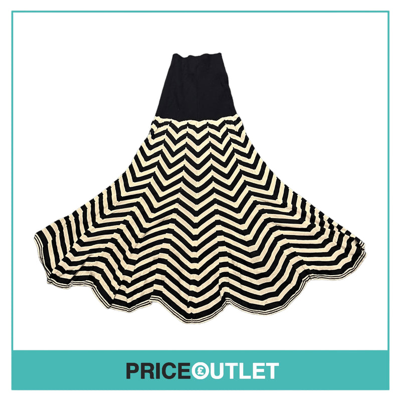 Comme des Garçons Junya Watanabe - Women’s Navy and White Chevron Poncho - Size M - BRAND NEW WITH TAGS