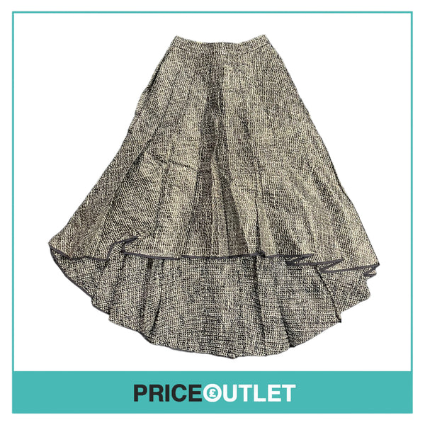 JJS Lee - Navy and White Skirt - Size 8 - BRAND NEW WITH TAGS