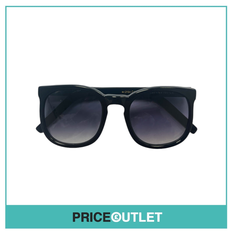 Black Frame Sunglasses RRP £325 (21)
