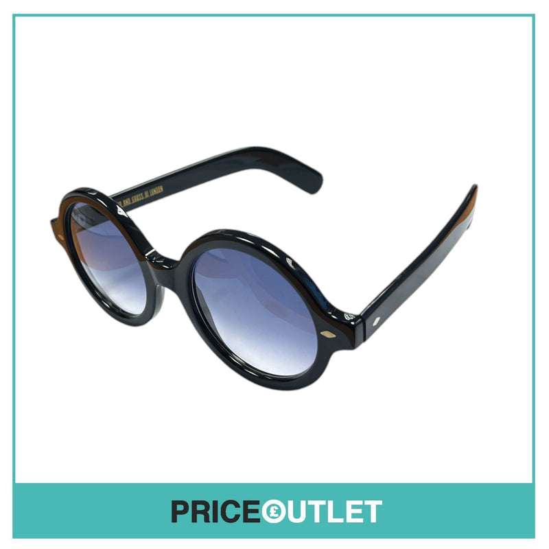 Black Frame Sunglasses RRP £325 (22)