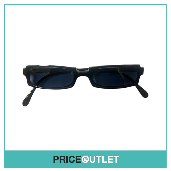 Black Frame Sunglasses RRP £325 (25)