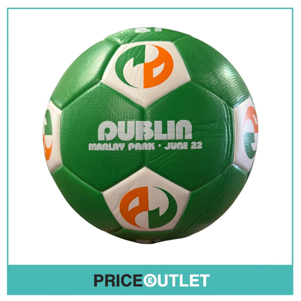 Pearl Jam - (2024 Tour) Football~ Dublin