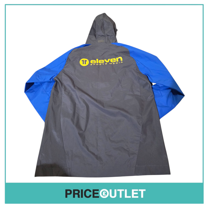Leeds United football club - blue & grey away jacket (small)