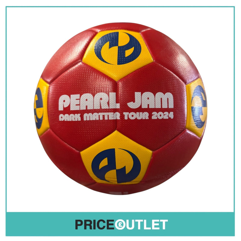 Pearl Jam - (2024 Tour) Football~ Barcelona