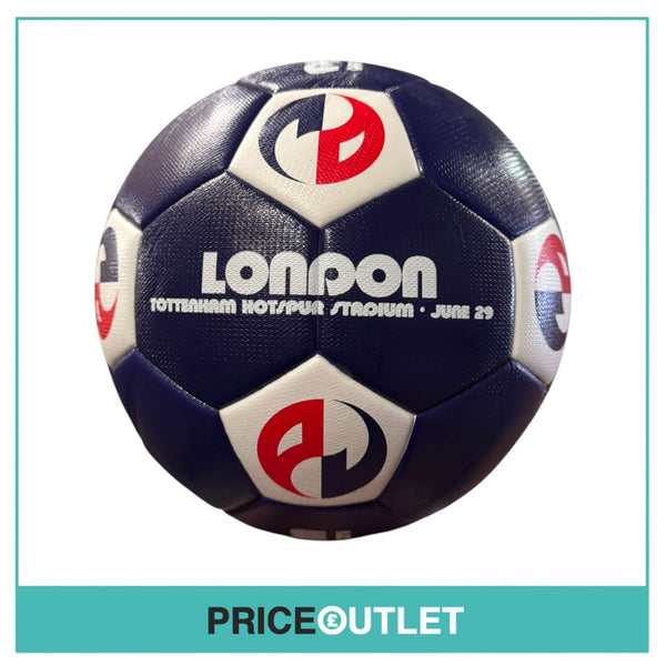 Pearl Jam - (2024 Tour) Football~ London