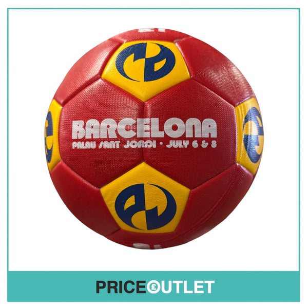 Pearl Jam - (2024 Tour) Football~ Barcelona