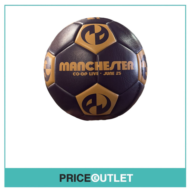Pearl Jam - (2024 Tour) Football~ Manchester