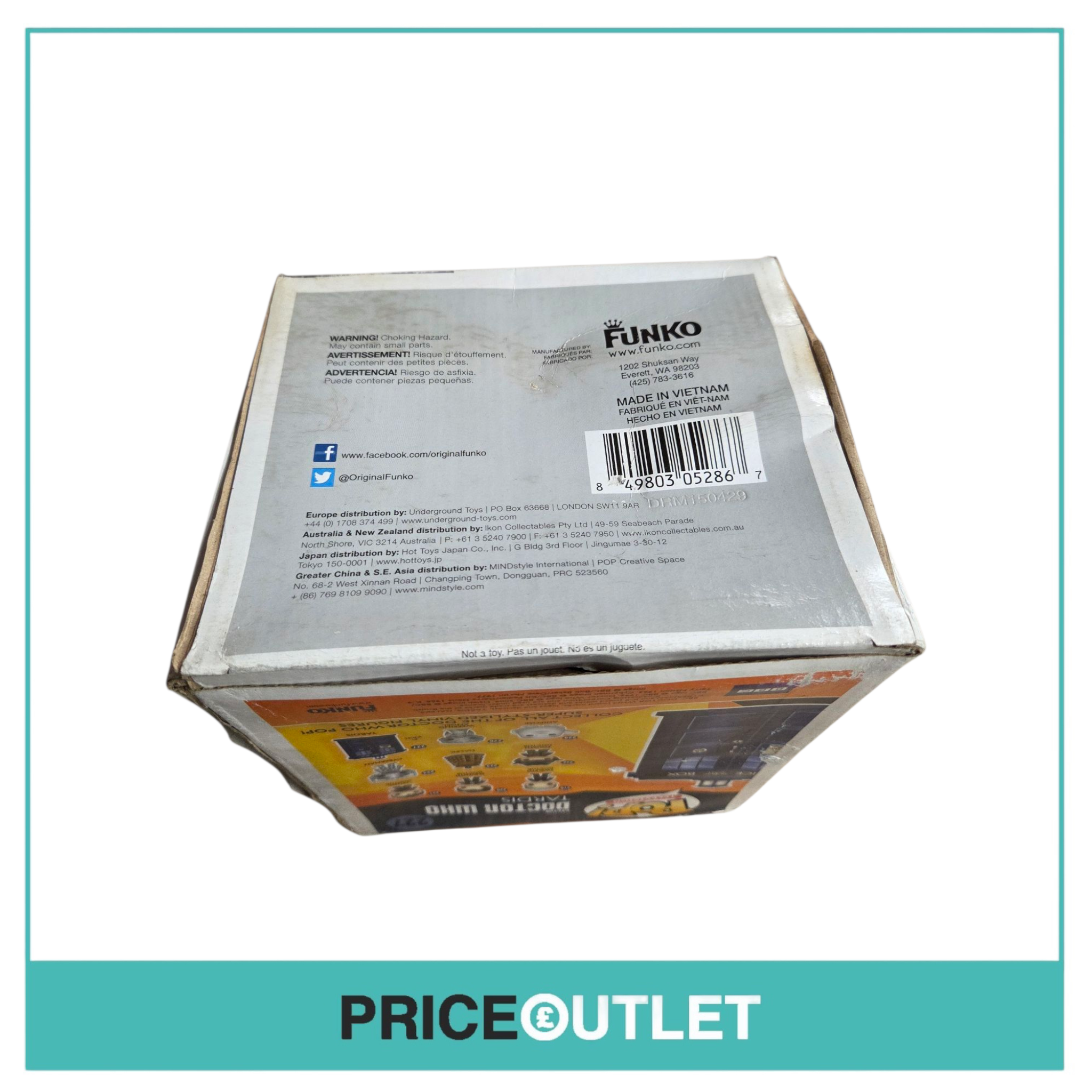 Funko signed Doctor Who Tardis