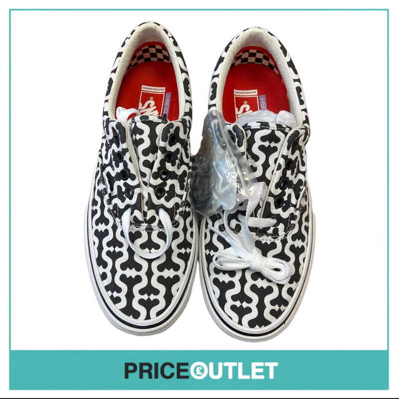 Vans x Supreme - Skate Era 'Black & White' - UK 7.5