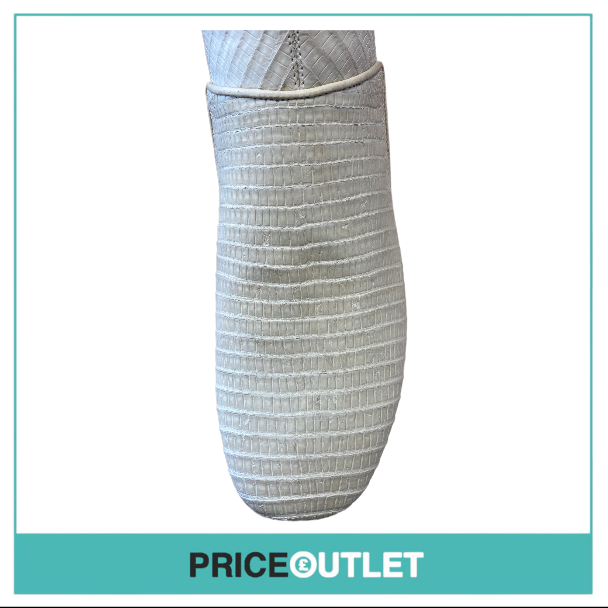 Carritz - Nude Teyus Boot 'Off-White' - Size 36 - Slight Marks on Shoes