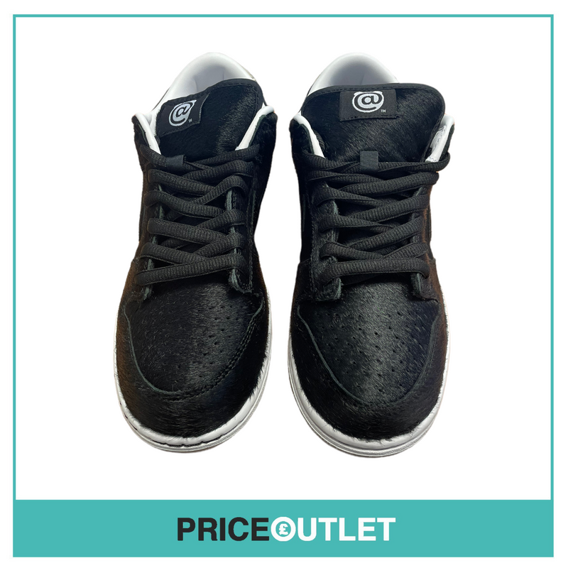 Nike - Nike SB Low Medicom Toy - UK 7.5